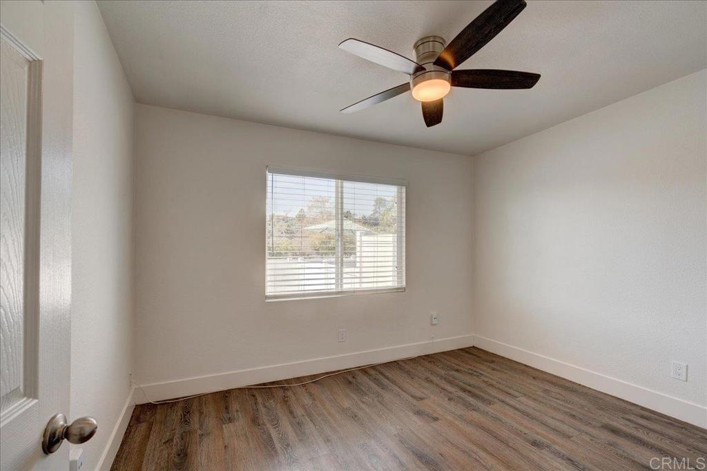 1103 33rd St - photo 11