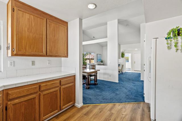 910 Cortina Way, Salinas CA: https://media.crmls.org/mediaz/4e0ae276-f988-4fc8-9a2c-7b2cef373120.jpg