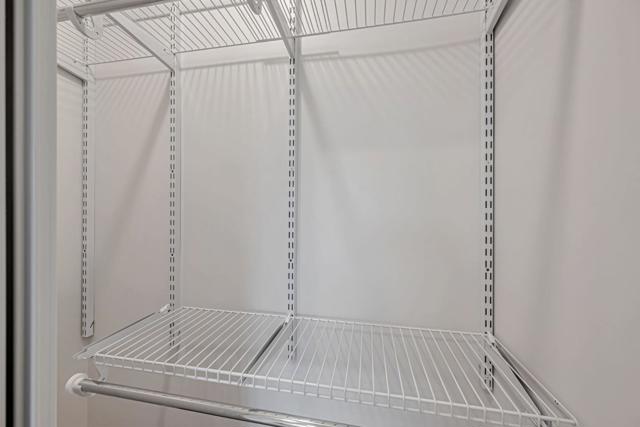 163 Lee Avenue, San Francisco CA: https://media.crmls.org/mediaz/4e0bedbe-5323-49ec-a0c9-180075a216c4.jpg