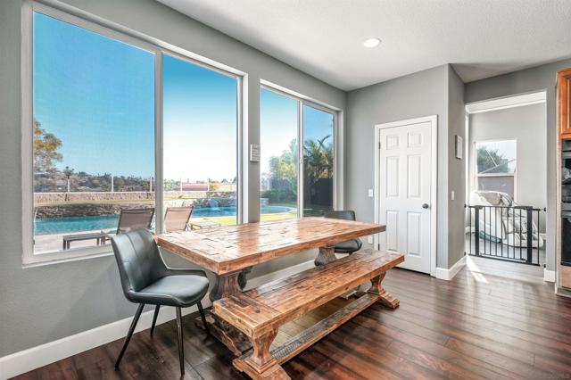 1833 Magnolia Court, California 92054, 5 Bedrooms Bedrooms, ,3 BathroomsBathrooms,Single Family Residence,For Sale,Magnolia Court,250039306SD