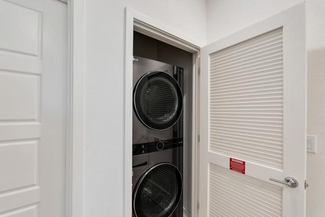 5950 Flash Court, San Jose CA: https://media.crmls.org/mediaz/4e0d285a-73e1-467d-b53c-2cfe49792c01.jpg