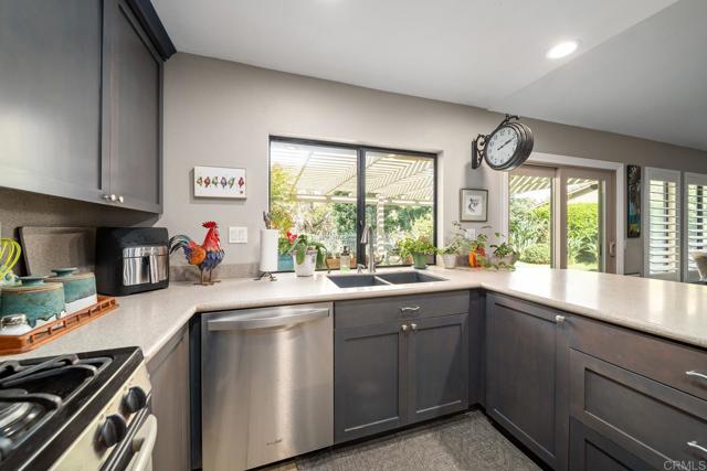 Detail Gallery Image 19 of 39 For 4320 Los Padres Dr, Fallbrook,  CA 92028 - 2 Beds | 2 Baths