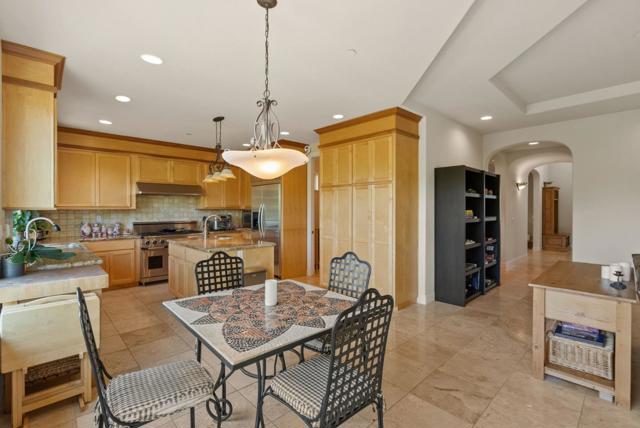 454 Upper Road, San Rafael CA: https://media.crmls.org/mediaz/4e0f345c-478f-44e8-9faa-72e0ff8c6869.jpg