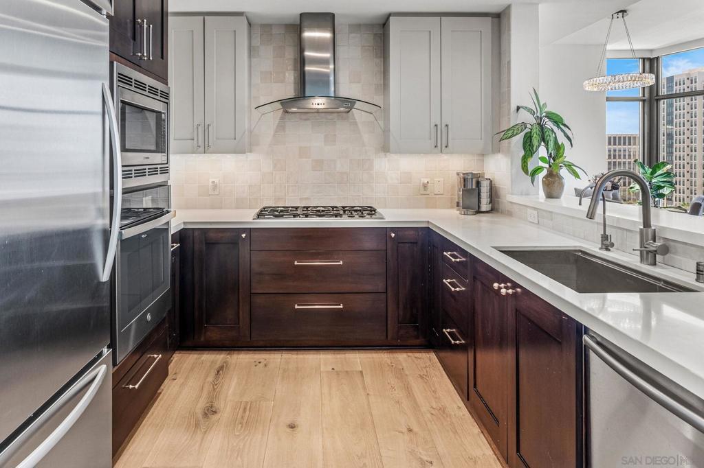 700 E Street - photo 14