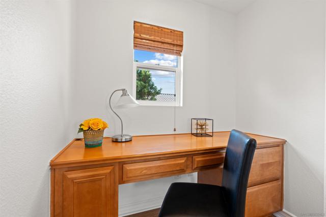 1726 BLUE WATER LANE, San Marcos CA: https://media.crmls.org/mediaz/4e1000f3-a94d-4b06-ae87-f870bfaf0c6d.jpg