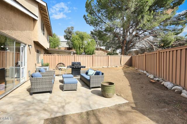 16606 Shinedale Drive, Canyon Country CA: https://media.crmls.org/mediaz/4e100e83-d4c2-489b-8ff0-ce5a724f287e.jpg