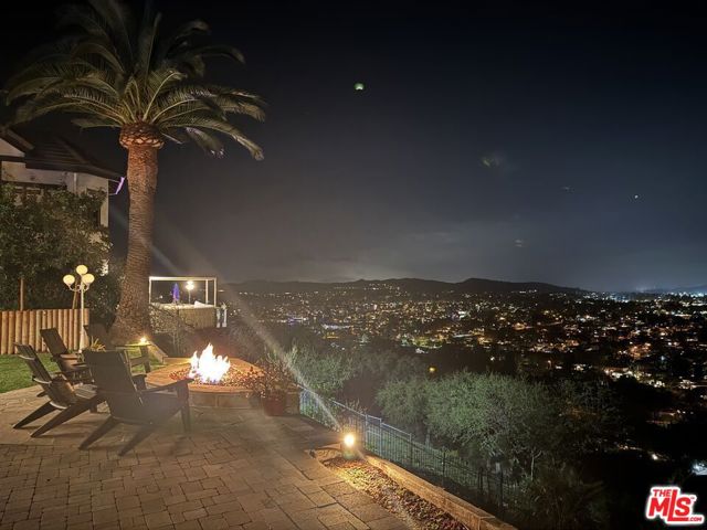 3485 Ridgeford Drive, Westlake Village CA: https://media.crmls.org/mediaz/4e109a7b-97d3-40e1-b6a4-d83797044f39.jpg