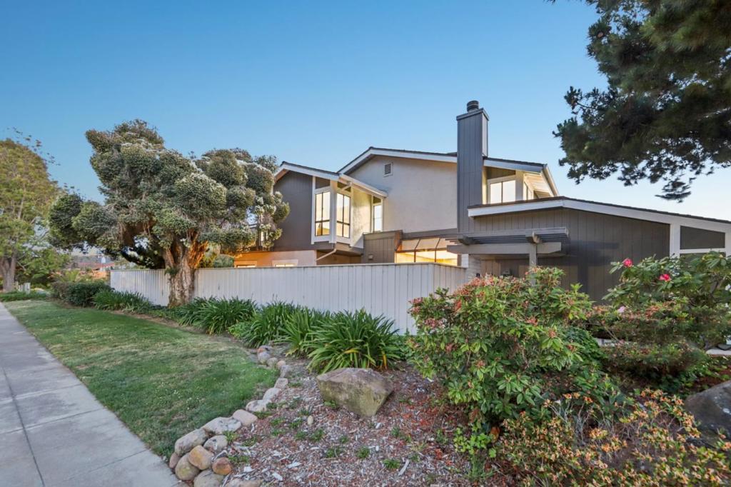 1 Spinnaker Place