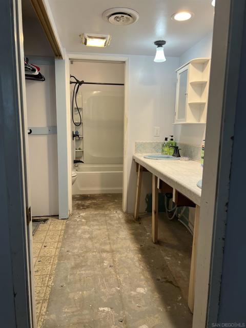 30247 Chihuahua Valley Road, Warner Springs CA: https://media.crmls.org/mediaz/4e1368a1-7465-4974-9c5c-2bf60d0009c3.jpg