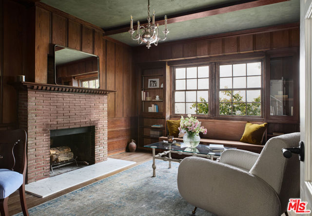 3372 Ley Drive, Los Angeles CA: https://media.crmls.org/mediaz/4e137937-1be6-4f67-b22b-10d5d7f42ec1.jpg