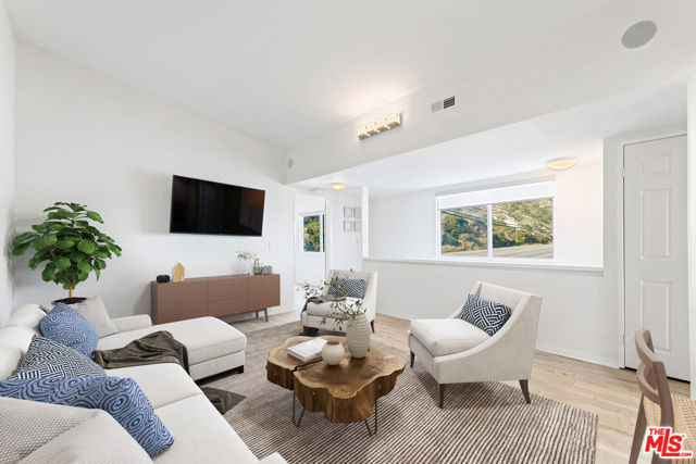 Drew Fenton | 20436 Pacific Coast Highway Malibu CA | MLS: 7291618