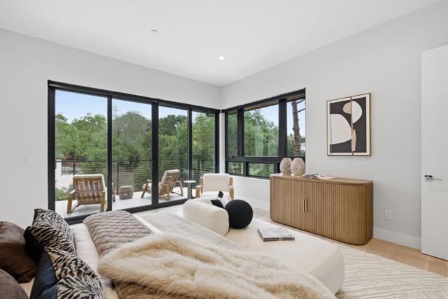 1669 Whitham Avenue, Los Altos CA: https://media.crmls.org/mediaz/4e140e97-dc52-4f34-9981-804d788b4c74.jpg