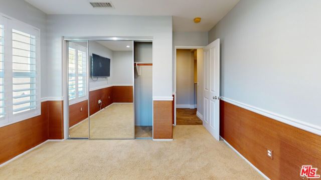 19320 Carranza Lane, Santa Clarita CA: https://media.crmls.org/mediaz/4e142848-8e8c-42e7-b340-e4c8b3031d56.jpg
