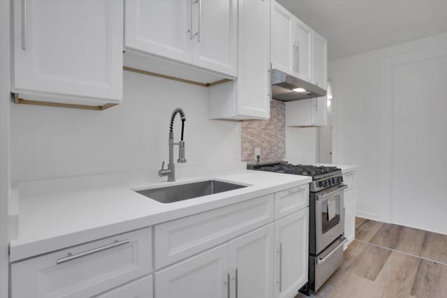 2310 Pacific Avenue, Alameda CA: https://media.crmls.org/mediaz/4e15e488-d763-4312-88f1-339803616d30.jpg