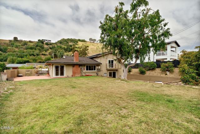 872 Via Arroyo, Ventura CA: https://media.crmls.org/mediaz/4e16355a-9ebe-4799-ba68-f55a24bbee5a.jpg