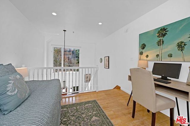 121 Strand Street, 13 photo 10