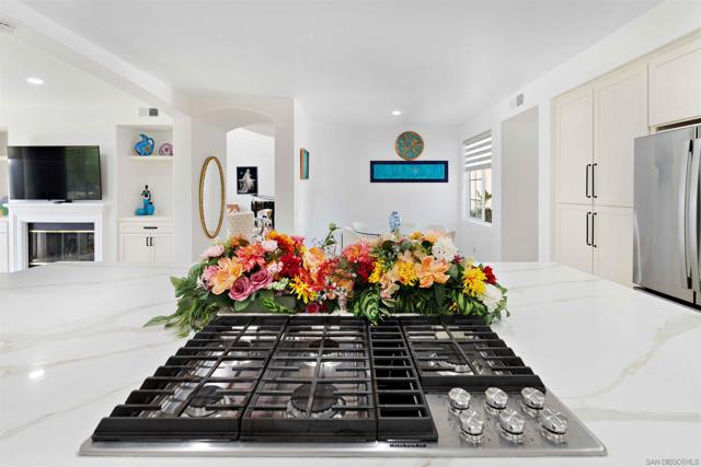 550 Echo Lane, San Marcos CA: https://media.crmls.org/mediaz/4e16f94e-c976-4f07-b553-a8b58627cd4d.jpg