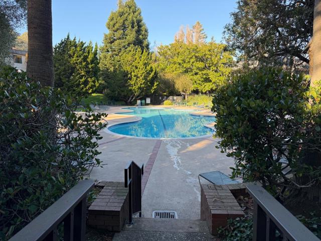 5344 Shelter Creek Lane, San Bruno CA: https://media.crmls.org/mediaz/4e17004b-bc26-4f33-a097-ac3372d663b0.jpg