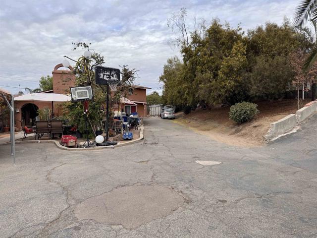 1708 Mission, Fallbrook, California 92028, ,Multi-Family,For Sale,Mission,240028562SD