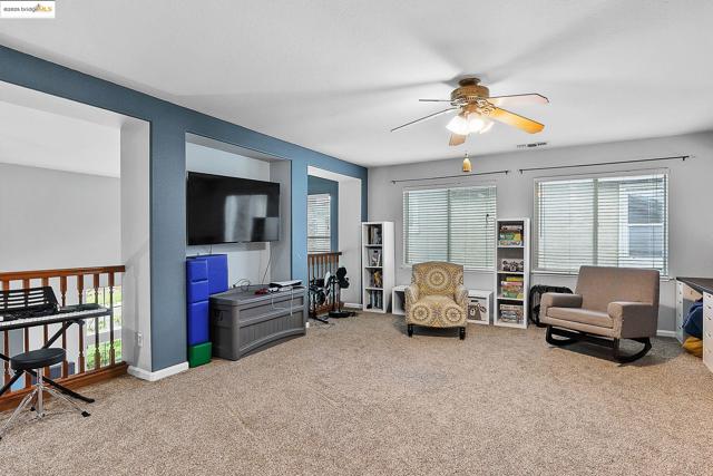 3551 Keystone Loop, Discovery Bay CA: https://media.crmls.org/mediaz/4e17694d-4575-440f-8135-61e1e72ef389.jpg