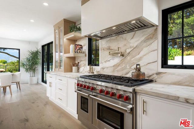1250 Bel Air Drive, Santa Barbara CA: https://media.crmls.org/mediaz/4e18fb06-cf0e-4dd0-ac40-9f408e35a71c.jpg
