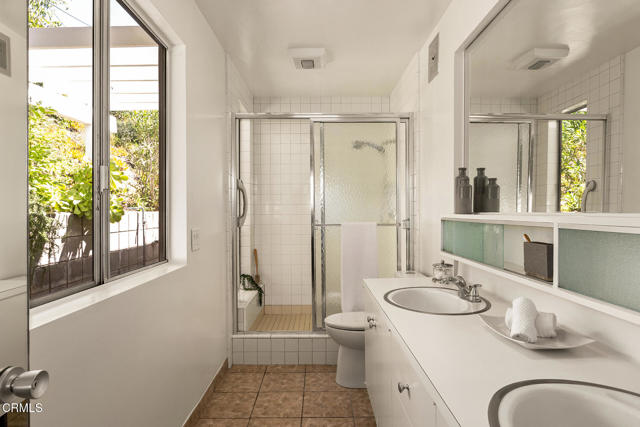 Detail Gallery Image 24 of 37 For 5511 Vista Canada Pl, La Canada Flintridge,  CA 91011 - 3 Beds | 2 Baths