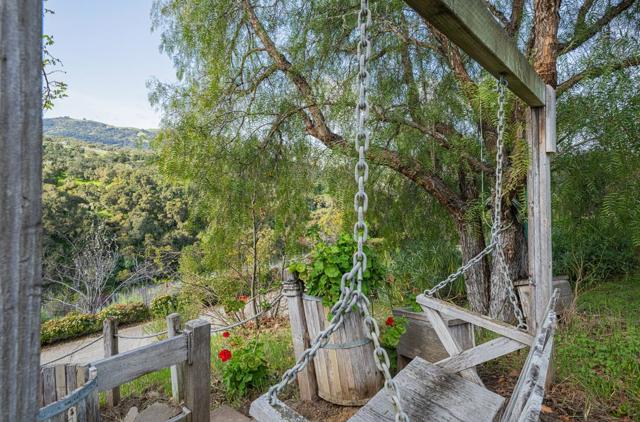 383 Corral De Tierra Road, Salinas CA: https://media.crmls.org/mediaz/4e19c3b2-c86d-4894-b223-d7fd789dad67.jpg