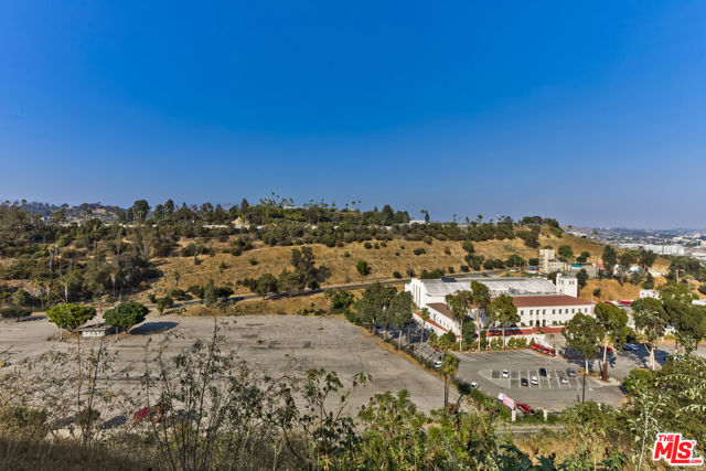 1007 Figueroa Terrace, Los Angeles CA: https://media.crmls.org/mediaz/4e19eeff-dc11-4e98-a23e-a50cae8d7954.jpg