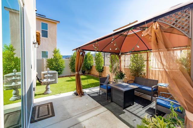532 Enzo St, Lake Elsinore CA: https://media.crmls.org/mediaz/4e1a6bf7-6ff6-4695-9b82-fe36b3afa83e.jpg