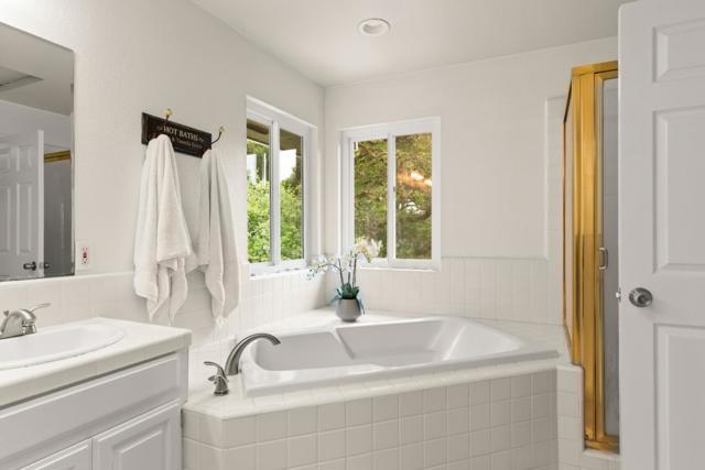 2655 San Juan Canyon Road, San Juan Bautista CA: https://media.crmls.org/mediaz/4e1b3002-71cc-43bc-a28d-1db3cc90c81e.jpg