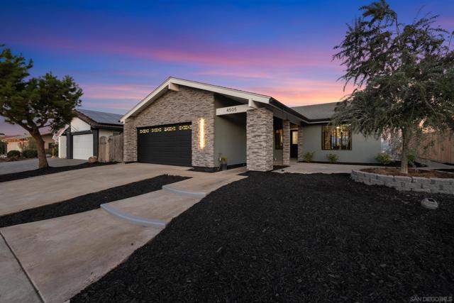 Image 40 of 46 For 4505 La Cuenta Dr