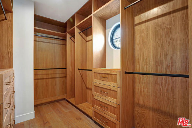 8617 Rugby Drive, West Hollywood CA: https://media.crmls.org/mediaz/4e1c8ea2-d11d-49c1-8ce7-83312bccd380.jpg