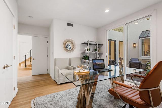 Detail Gallery Image 50 of 72 For 1265 Chateau Rd, Pasadena,  CA 91105 - 5 Beds | 5/2 Baths