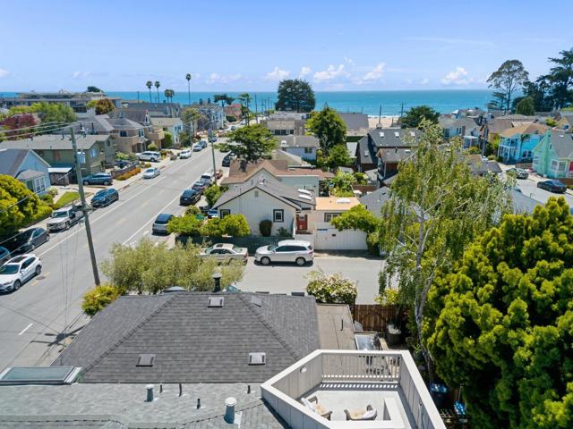 407 Seabright Avenue, Santa Cruz CA: https://media.crmls.org/mediaz/4e20ae28-ee20-4174-87ef-1aed0f162afe.jpg