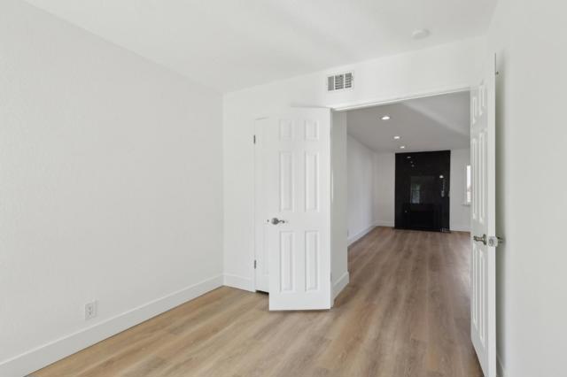2856 Biddleford Drive, San Ramon CA: https://media.crmls.org/mediaz/4e212168-a7ab-4e18-8087-443933fe5b2c.jpg
