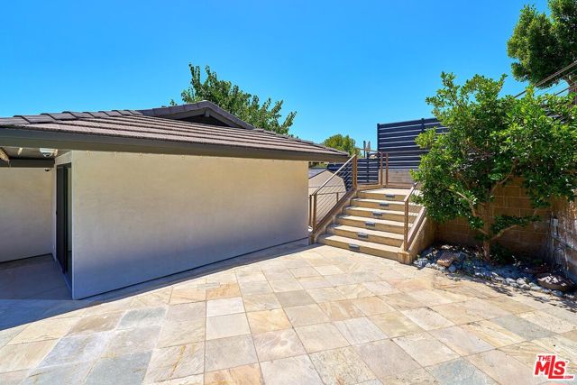 3001 Cloudcrest Road, La Crescenta CA: https://media.crmls.org/mediaz/4e212333-5aba-419c-8f26-d78e7a144ab6.jpg