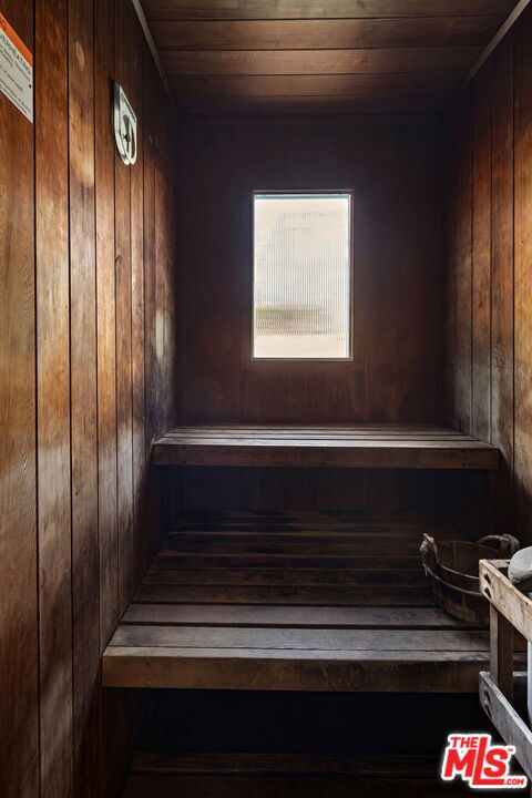 2721 2nd Street, 205 photo 27