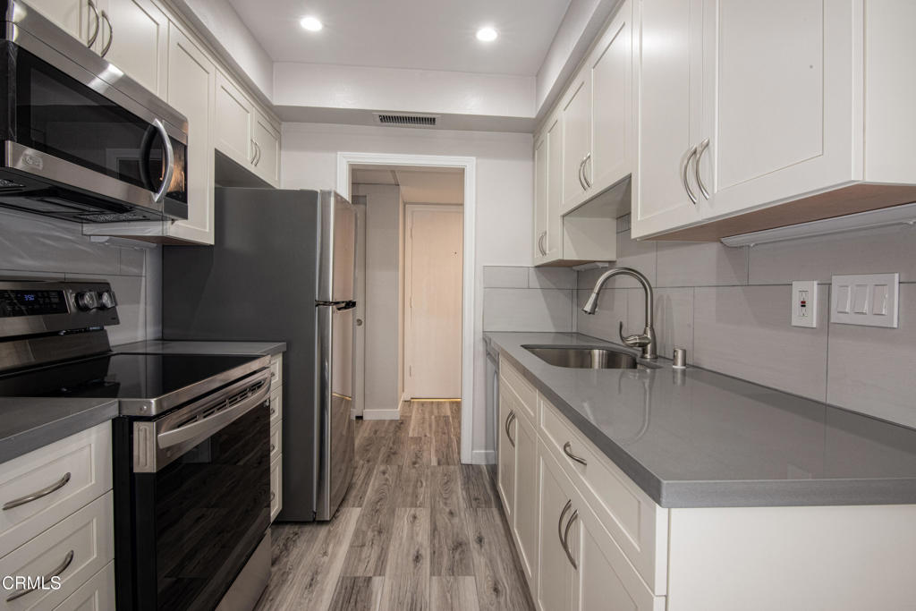 355 S Madison Avenue #314