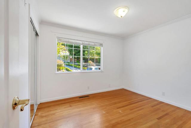 17 Muth Drive, Orinda CA: https://media.crmls.org/mediaz/4e2217ea-b594-4f20-bd78-937ddcd966d6.jpg