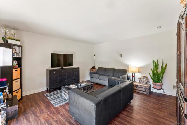 5483 Adobe Falls Rd., San Diego CA: https://media.crmls.org/mediaz/4e22265f-a070-459e-9e25-e8865c4b9588.jpg