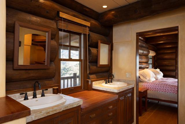 Image 21 of 41 For 28000 Underwood Road