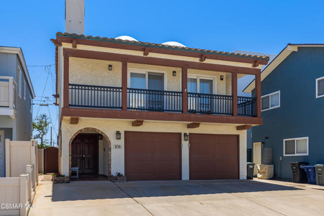 108 Pasadena Avenue, Oxnard CA: https://media.crmls.org/mediaz/4e23f892-1b62-4131-885a-c6784e9d3688.jpg