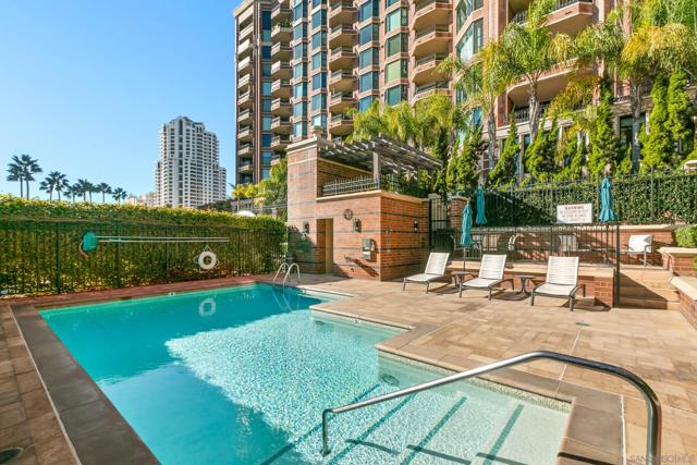 500 Harbor Dr, San Diego, California 92101, 2 Bedrooms Bedrooms, ,2 BathroomsBathrooms,Condominium,For Sale,Harbor Dr,250001249SD