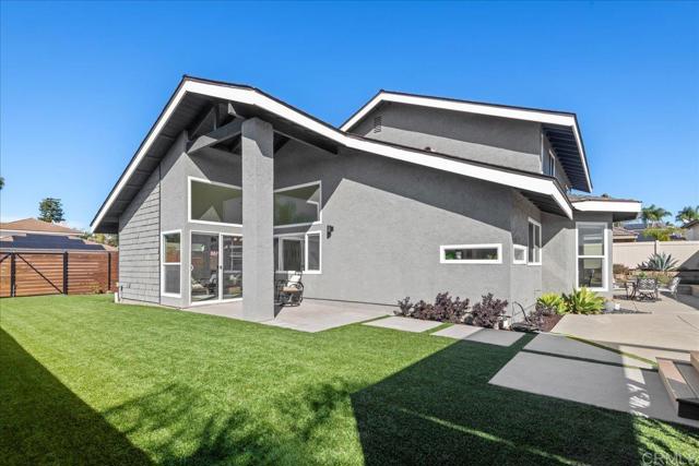 Detail Gallery Image 32 of 38 For 7310 Esfera St, Carlsbad,  CA 92009 - 4 Beds | 3 Baths