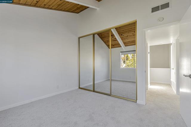 2200 Laguna Cir, Concord CA: https://media.crmls.org/mediaz/4e276ed0-a405-4f88-ab87-245a23b1ce1b.jpg