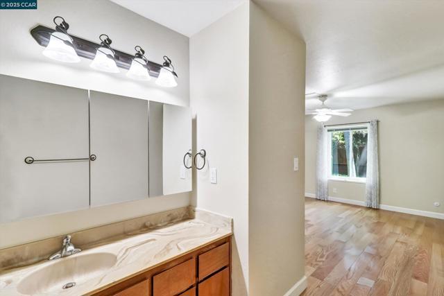 1598 Schenone Ct, Concord CA: https://media.crmls.org/mediaz/4e2800c8-6374-4fdf-b715-92235151ea58.jpg