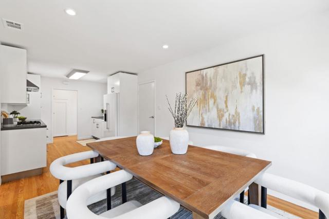 286 Hans Avenue, Mountain View CA: https://media.crmls.org/mediaz/4e2829d8-d058-4ae2-b4a0-16bb4f2e450c.jpg
