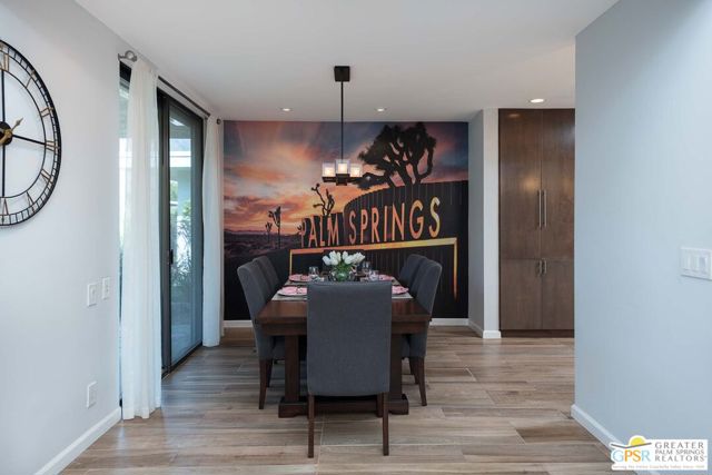 1595 E Canyon Estates Drive, Palm Springs CA: https://media.crmls.org/mediaz/4e2859a5-1ec2-4a67-b061-932432beb9ba.jpg