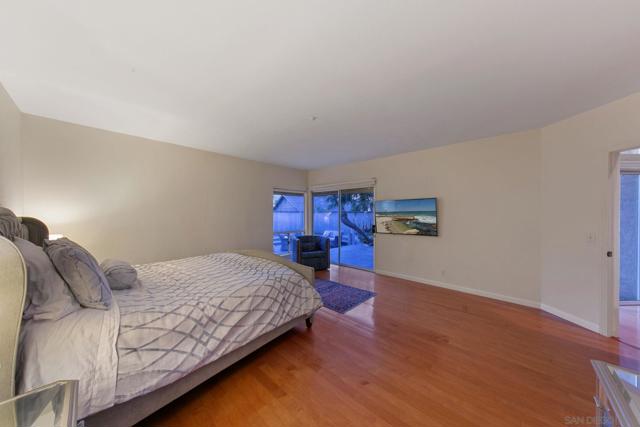 10164 Vivera Dr, La Mesa CA: https://media.crmls.org/mediaz/4e289254-2e4b-4739-a9cb-2a2124b0c805.jpg