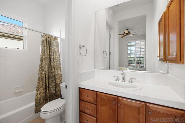 38 Calle Del Norte, Rancho Mirage CA: https://media.crmls.org/mediaz/4e29620f-f2d0-4bab-a14c-7499d097a666.jpg